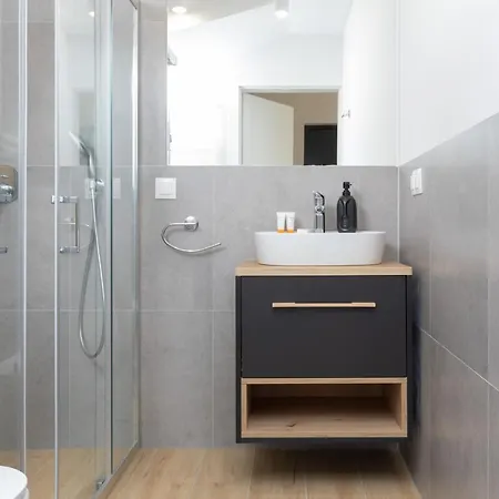 Lägenhet Horizon Park By Renters Dziwnówek